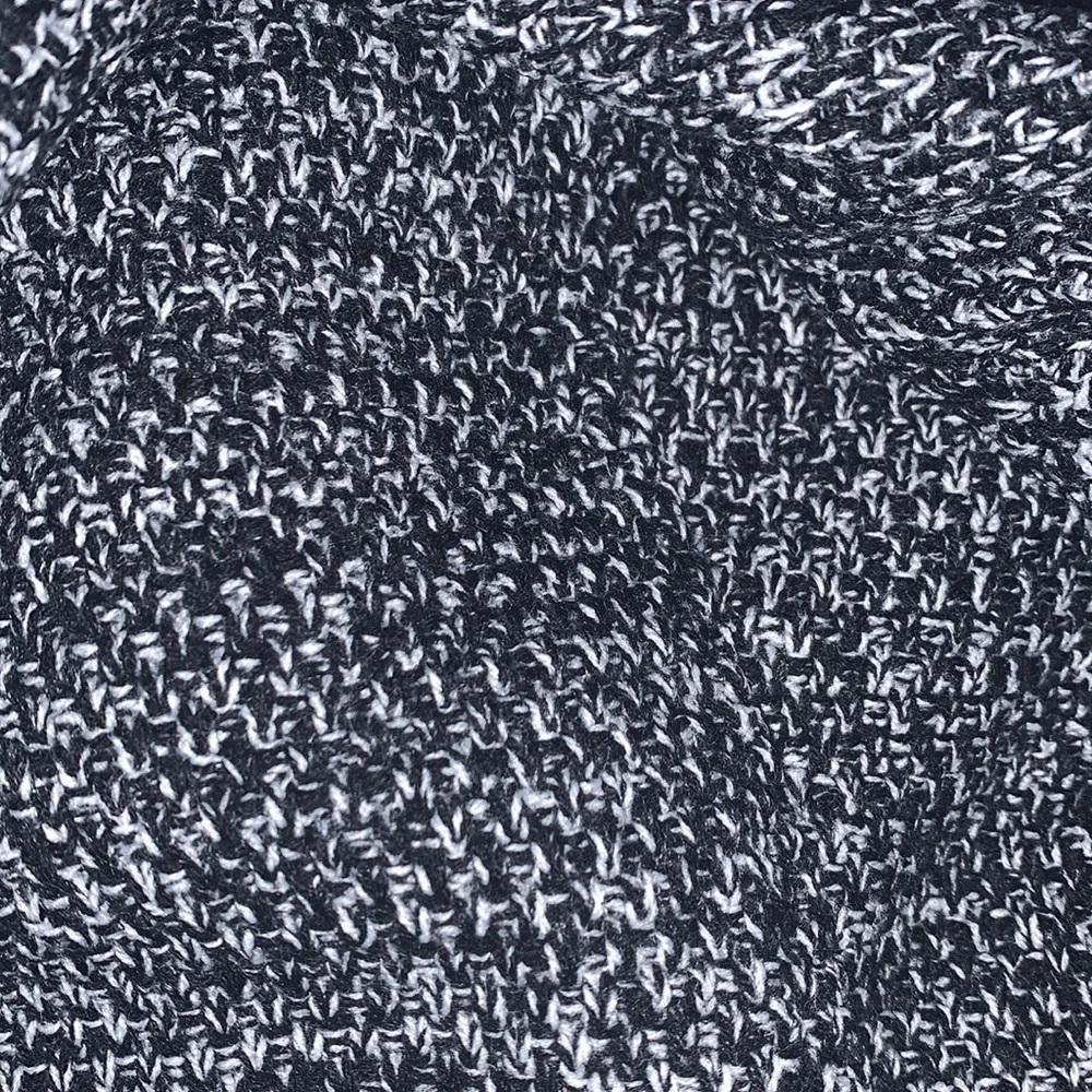 Cozy knit turtleneck sweater - Picture 4 of 6